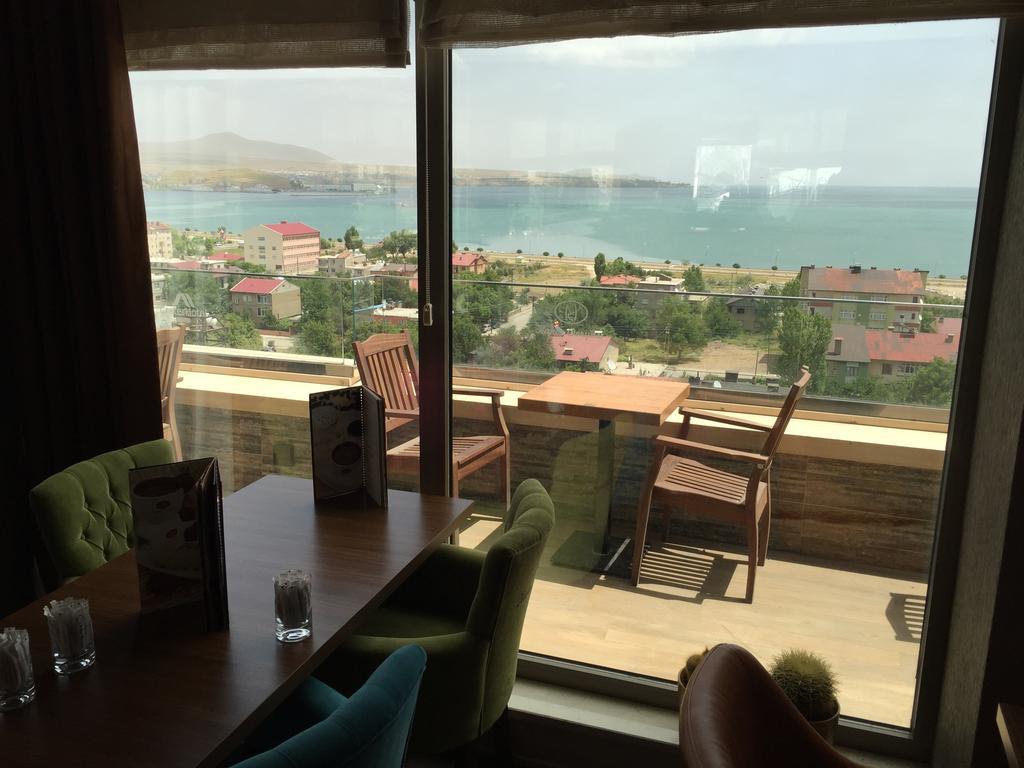 The Crater Hotel Tatvan Buitenkant foto