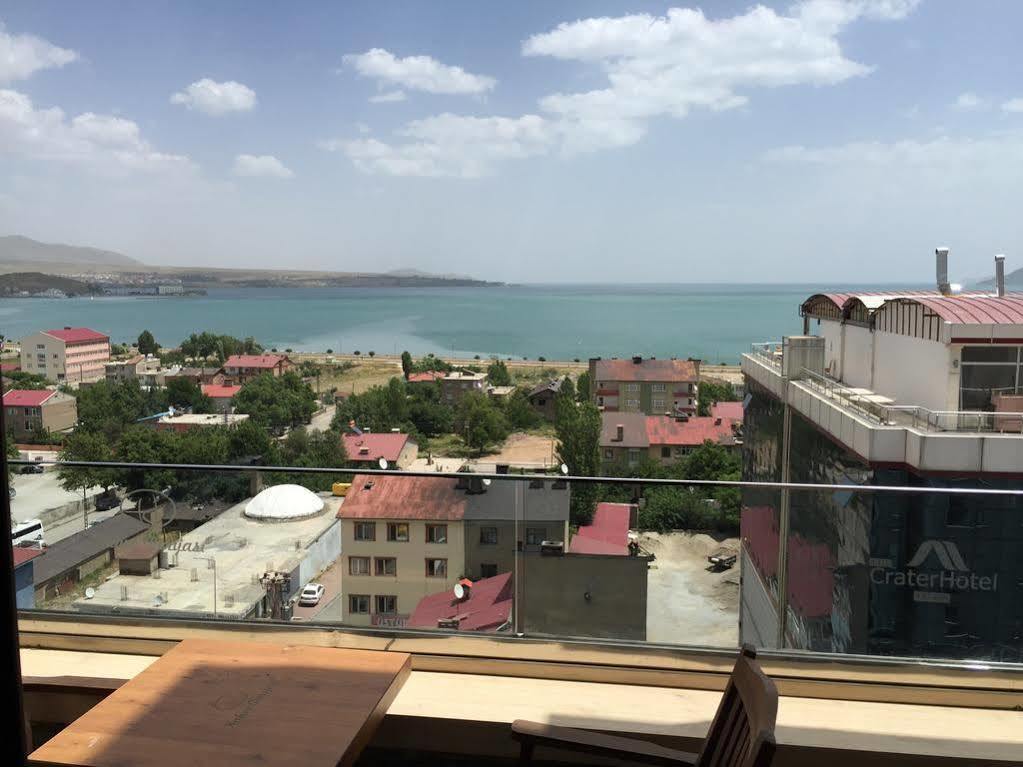 The Crater Hotel Tatvan Buitenkant foto